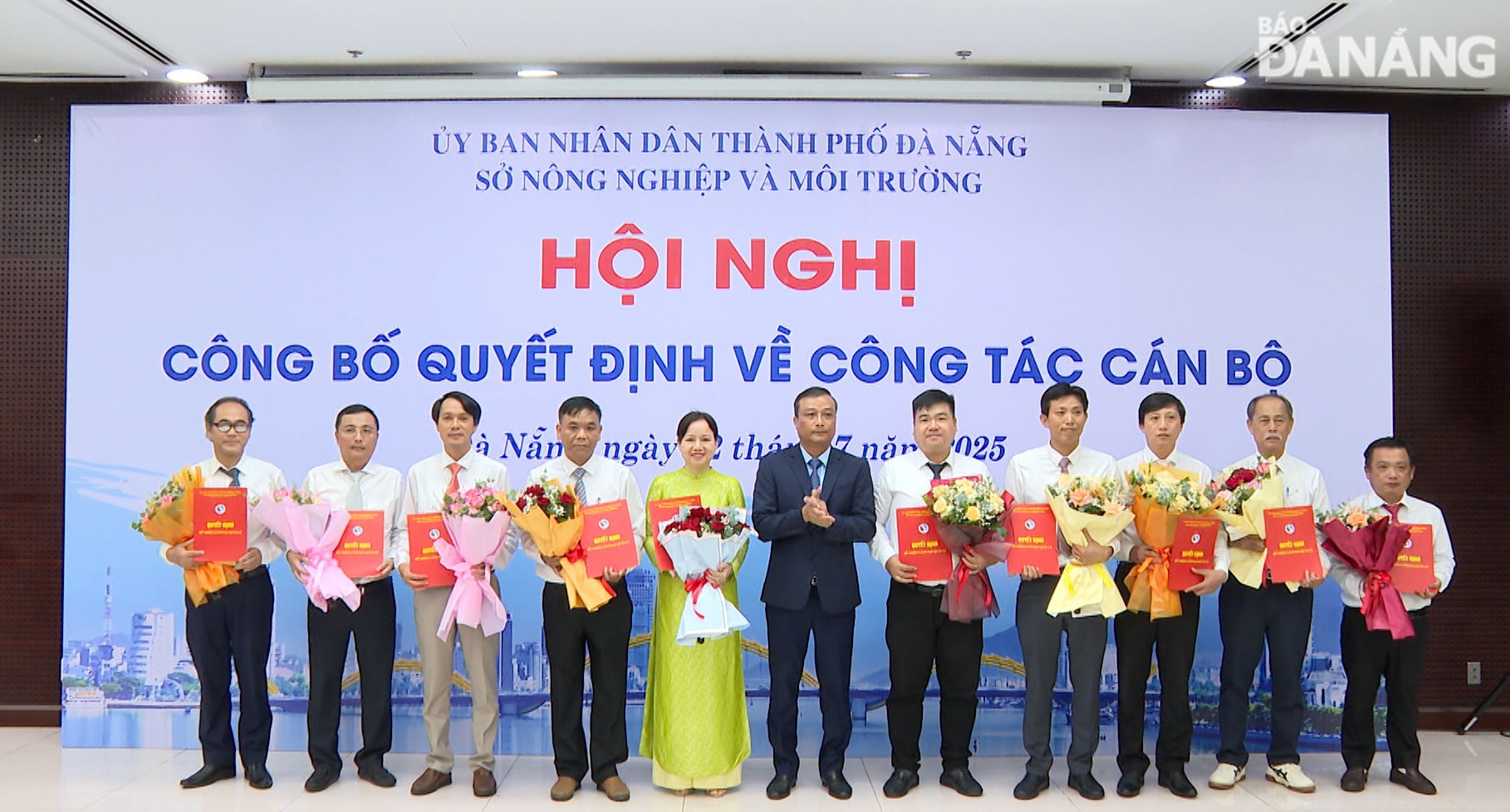 so nong nghiep va moi truong cong bo quyet dinh phong ban 07 2025 1