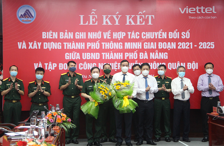 t e1 ba b7ng hoa cho c4 91 e1 ba a1i di e1 bb 87n viettel t e1 ba a1i bu e1 bb 95i l e1 bb 85 k c3 bd k e1 ba bft