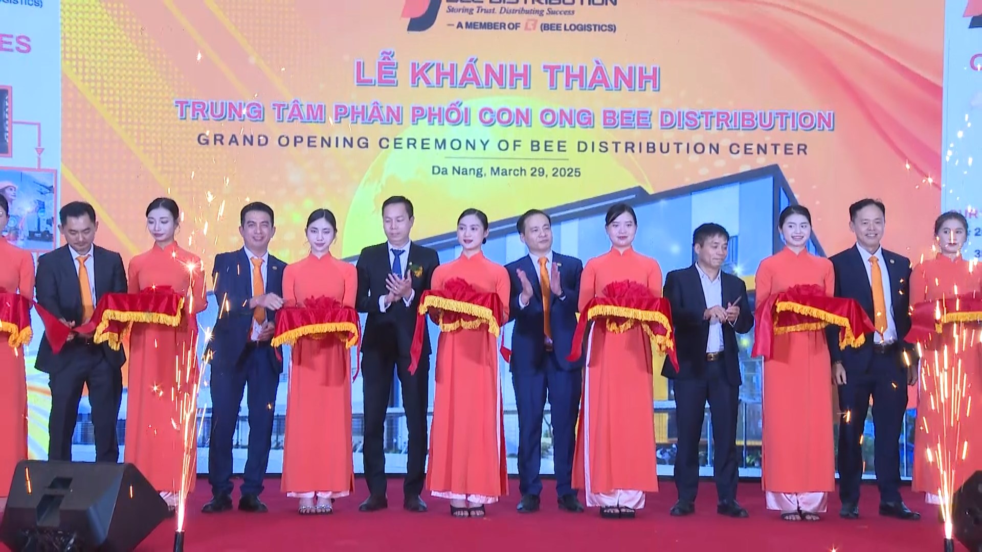 t03 29 tin khanh thanh cong ty con ong 28hai hien 29 mp4 snapshot 01 05 575