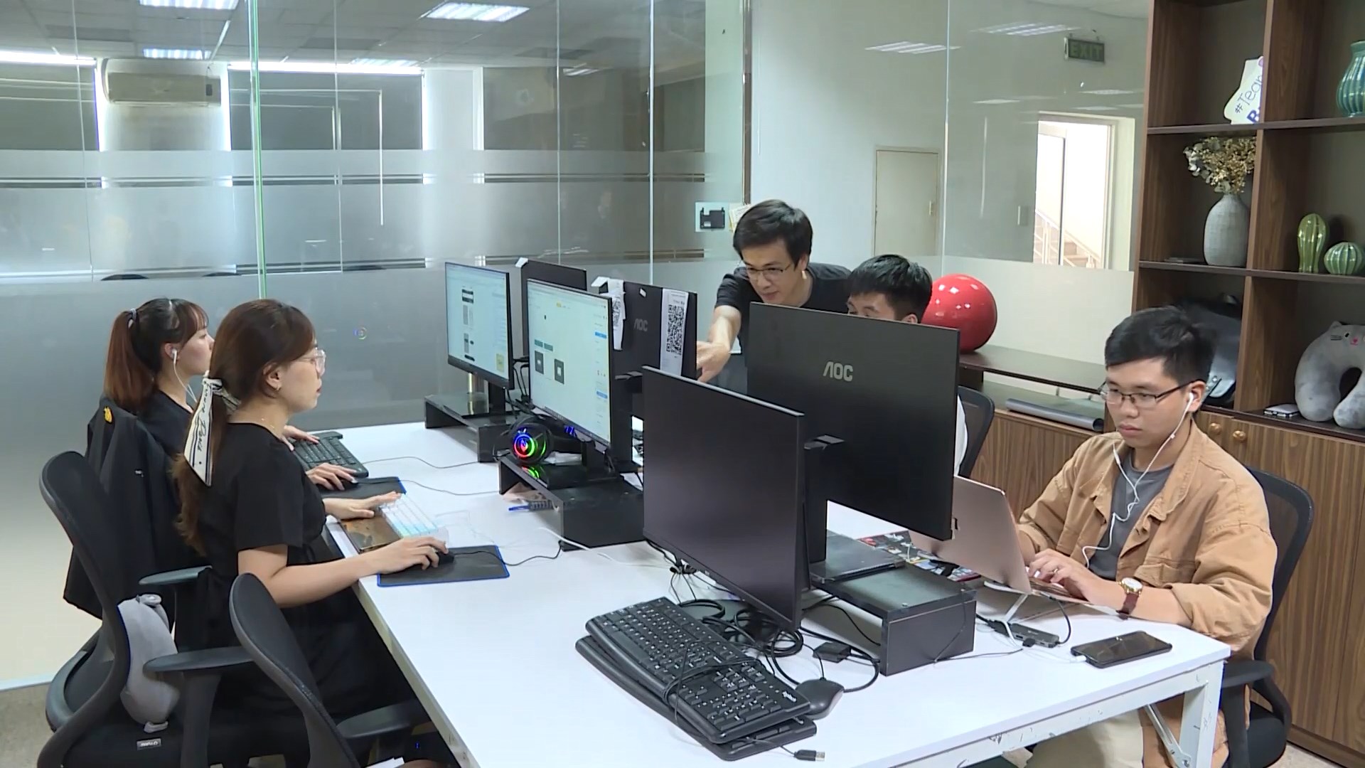 t4 15 ho tro mang luoi khoinghiep mp4 snapshot 00 21 717