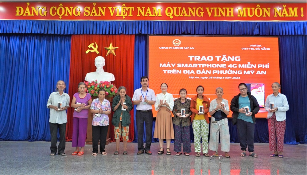 tang dien thoai thong minh ngu hanh son