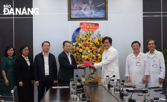 tang hoa cac co so y te nhan ngay thay thuoc vn