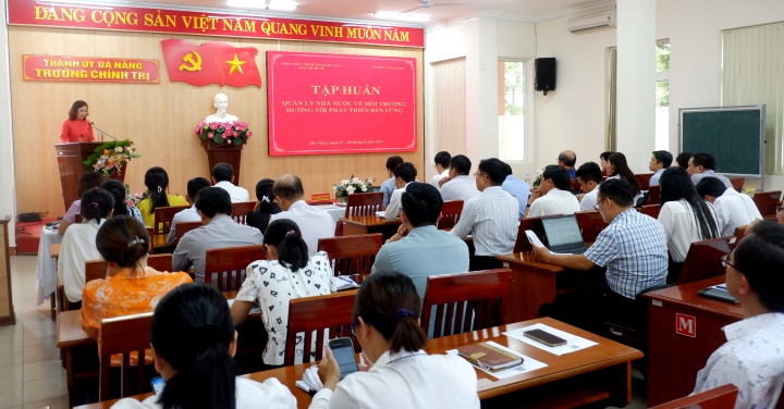 tap huan quan ly nha nuoc ve moi truong