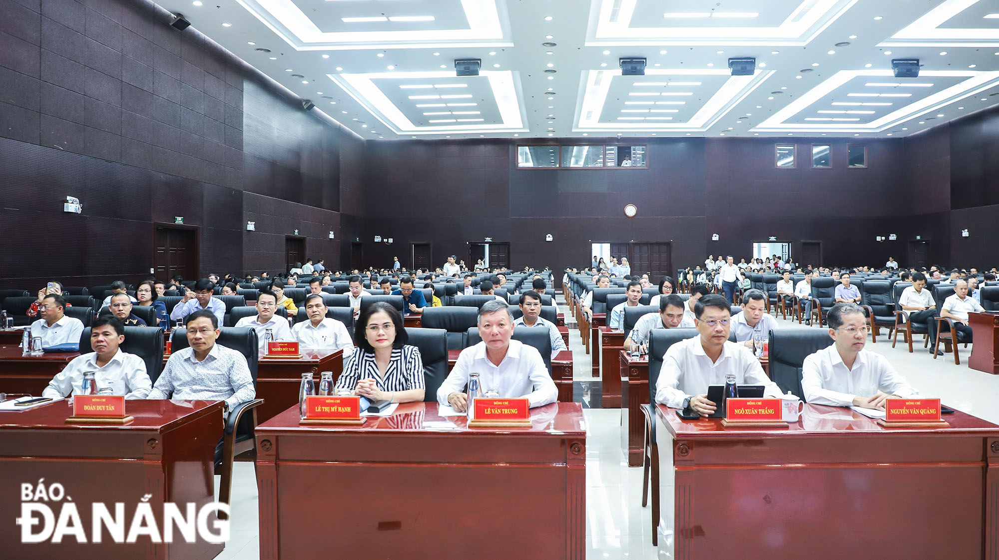 tap huan van hanh chinh quyen dia phuong 2 cap 2
