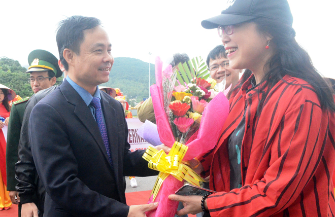 tau bien den da nang
