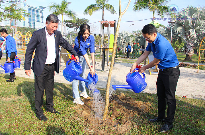 tet trong cay 2023 2