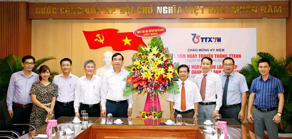 th c4 83m 2c ch c3 bac m e1 bb abng c c6 a1 quan ttxvn khu v e1 bb b1c mi e1 bb 81n trung t c3 a2y nguy c3 aan