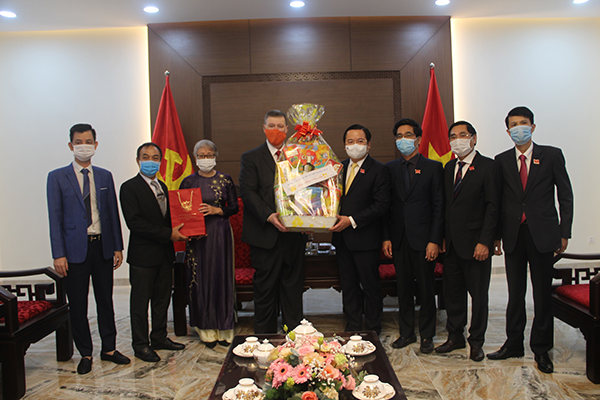 th c4 83m 2c ch c3 bac t e1 ba bft 9