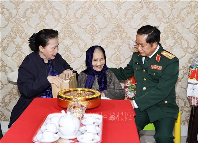 th c4 83m v c3 a0 t e1 ba b7ng qu c3 a0 m e1 ba b9 vi e1 bb 87t nam anh h c3 b9ng tr e1 bb 8bnh th e1 bb 8b th c3 acn