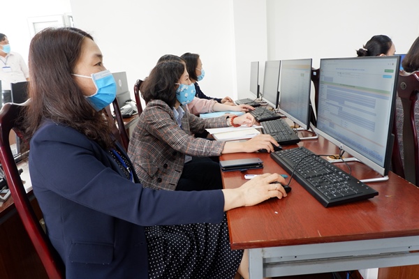 th e1 bb b1c h c3 a0nh