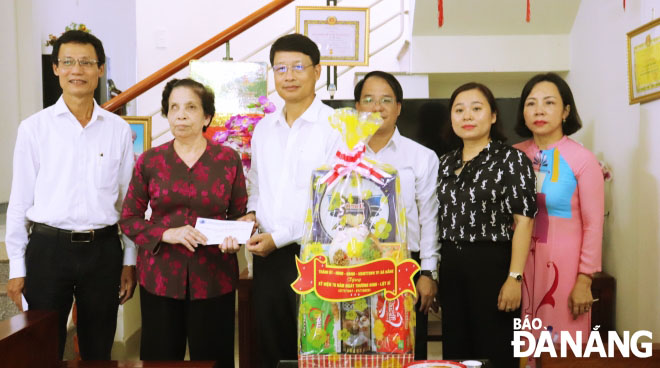 tham 2c tang qua gia dinh chinh sach 6
