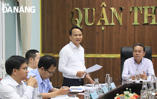 tham du sinh hoat chi bo van phong ubnd quan thanh khe