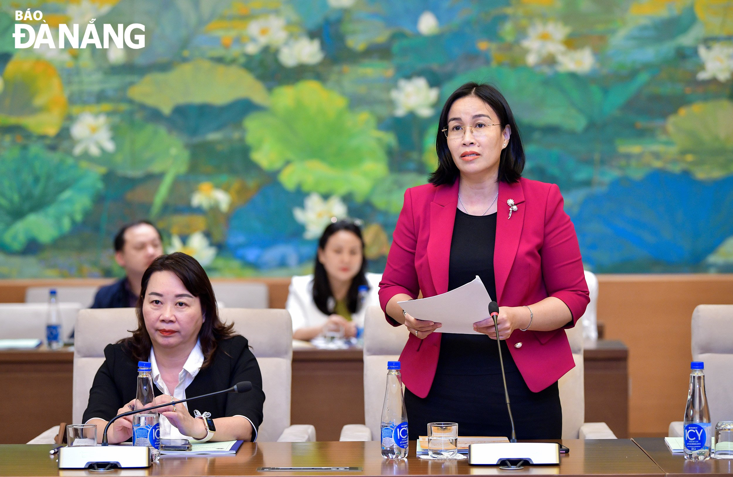 tham gia hoi thao ban cong tac dai bieu cua quoc hoi 1