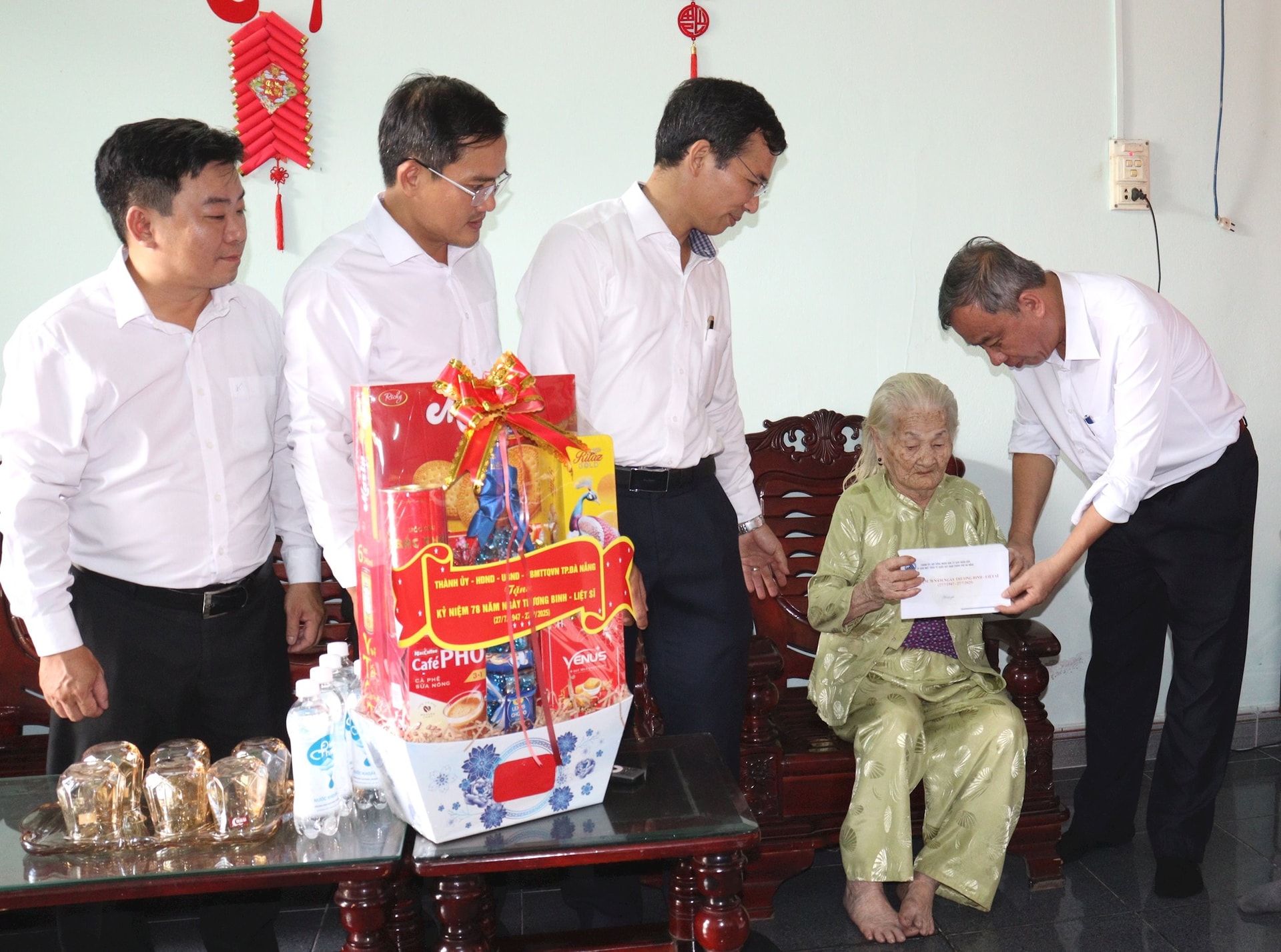 tham me vnah hoa tien 7 2025 1