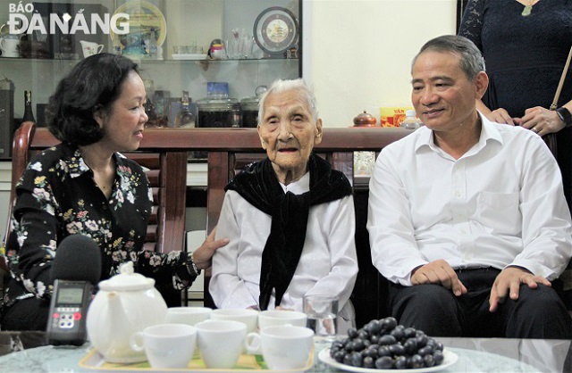 tham me vnah pham thi nghe