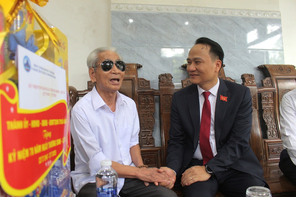 tham nghia trang dien ban dong 1