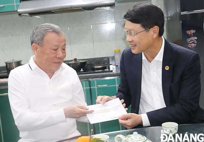 tham nguyen lanh dao dac khu quang da 2025 3
