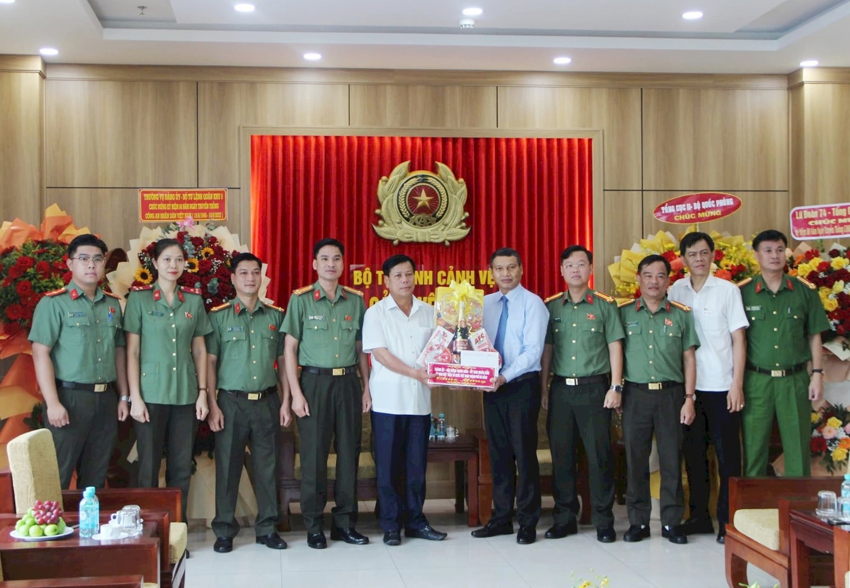 tham nhan ngay truyen thong cong an 190825 1