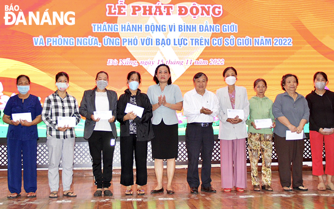 thang hanh dong vi binh dang gioi 1