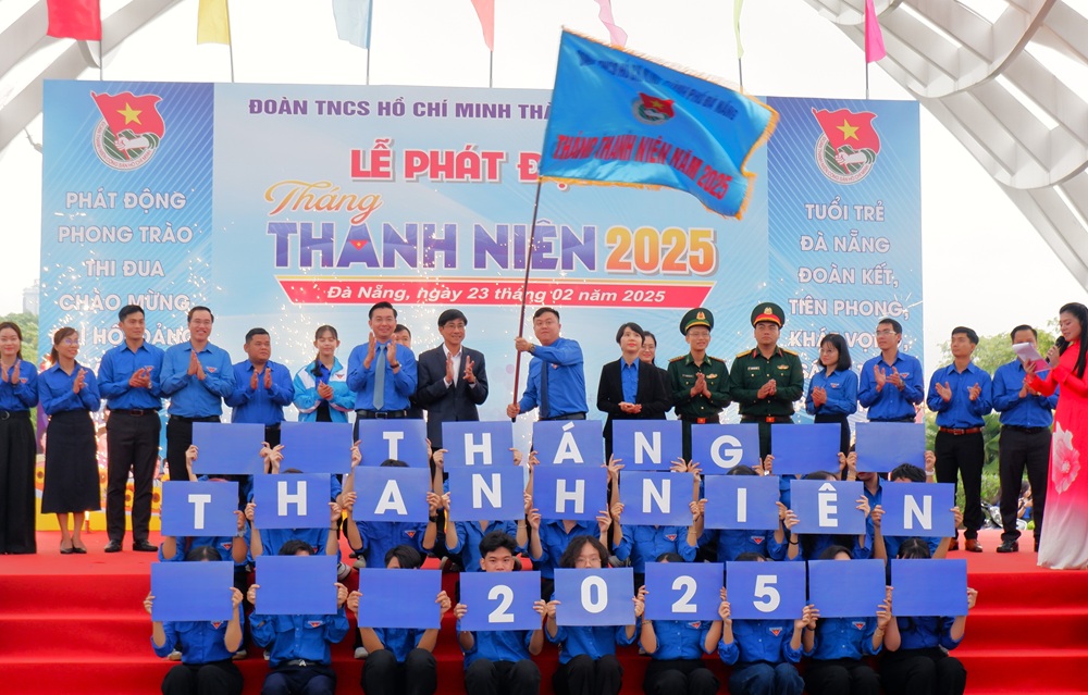 thang thanh nien 2025 1