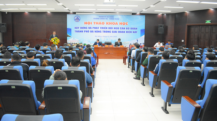 thanh doan va truong chinh tri phoi hop