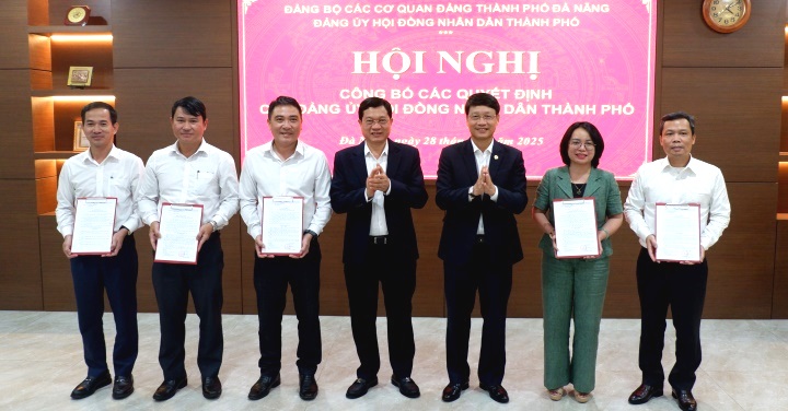 thanh lap dang bo hdnd thanh pho