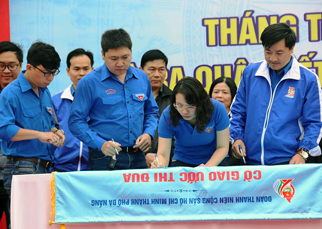 thanh nien hien ke 2