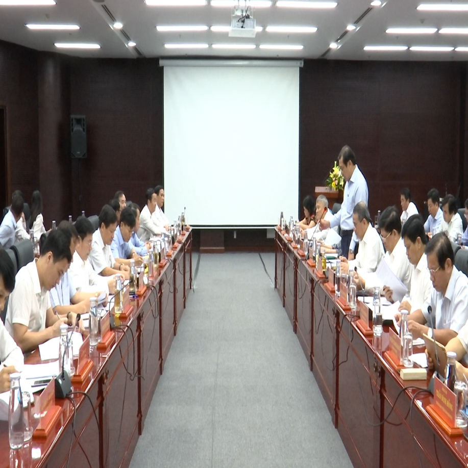 thanh tra ch c3 adnh ph e1 bb a7 l c3 a0m vi e1 bb 87c v e1 bb 9bi c4 90 c3 a0 n e1 ba b5ng
