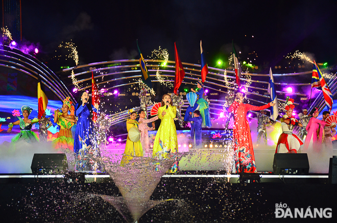 the main outdoor stage