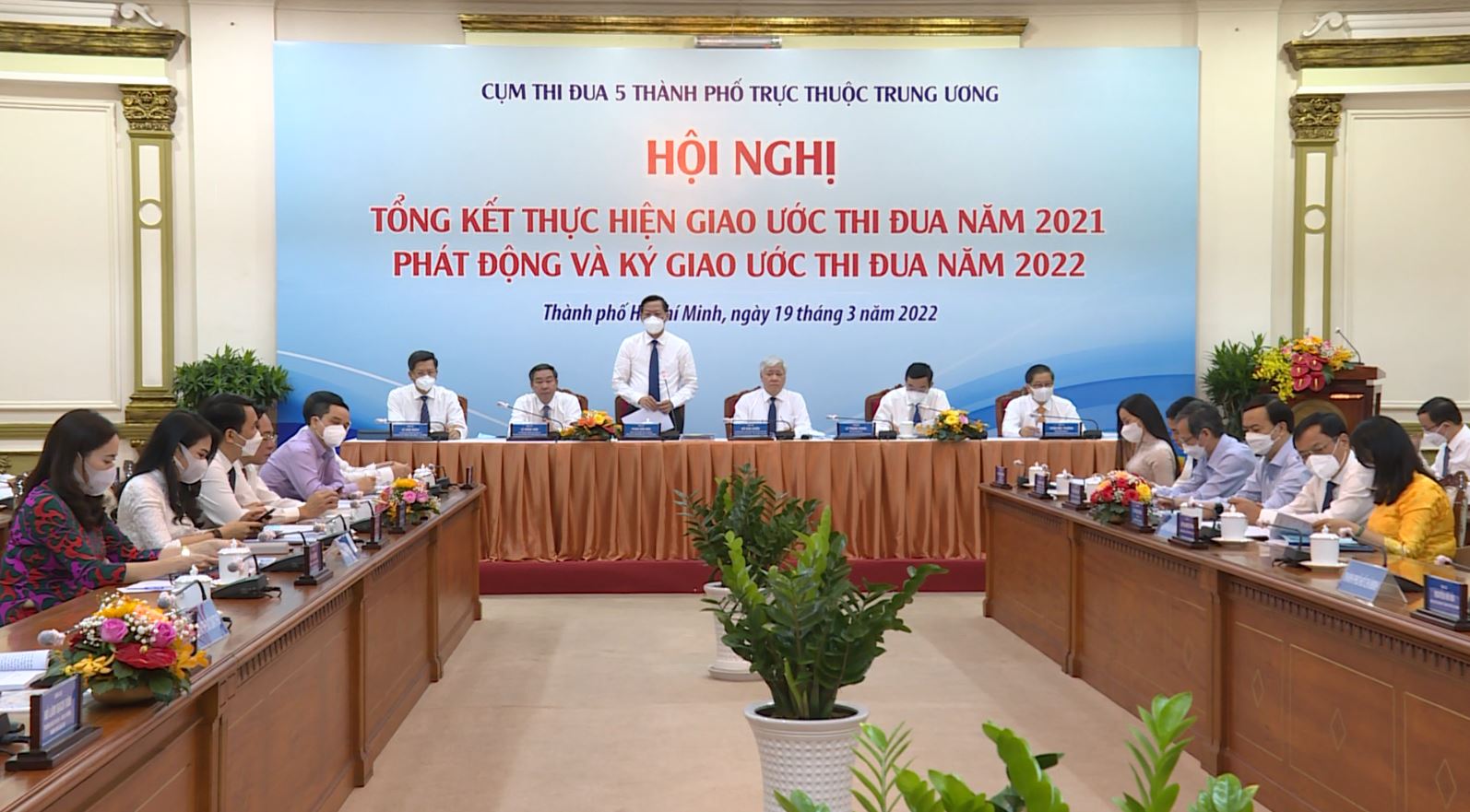 thi c4 91ua c e1 bb a5m 5 th c3 a0nh ph e1 bb 91