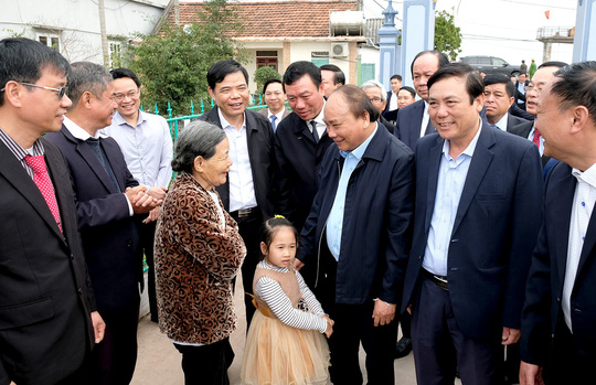 thu tuong tham hoi ba con