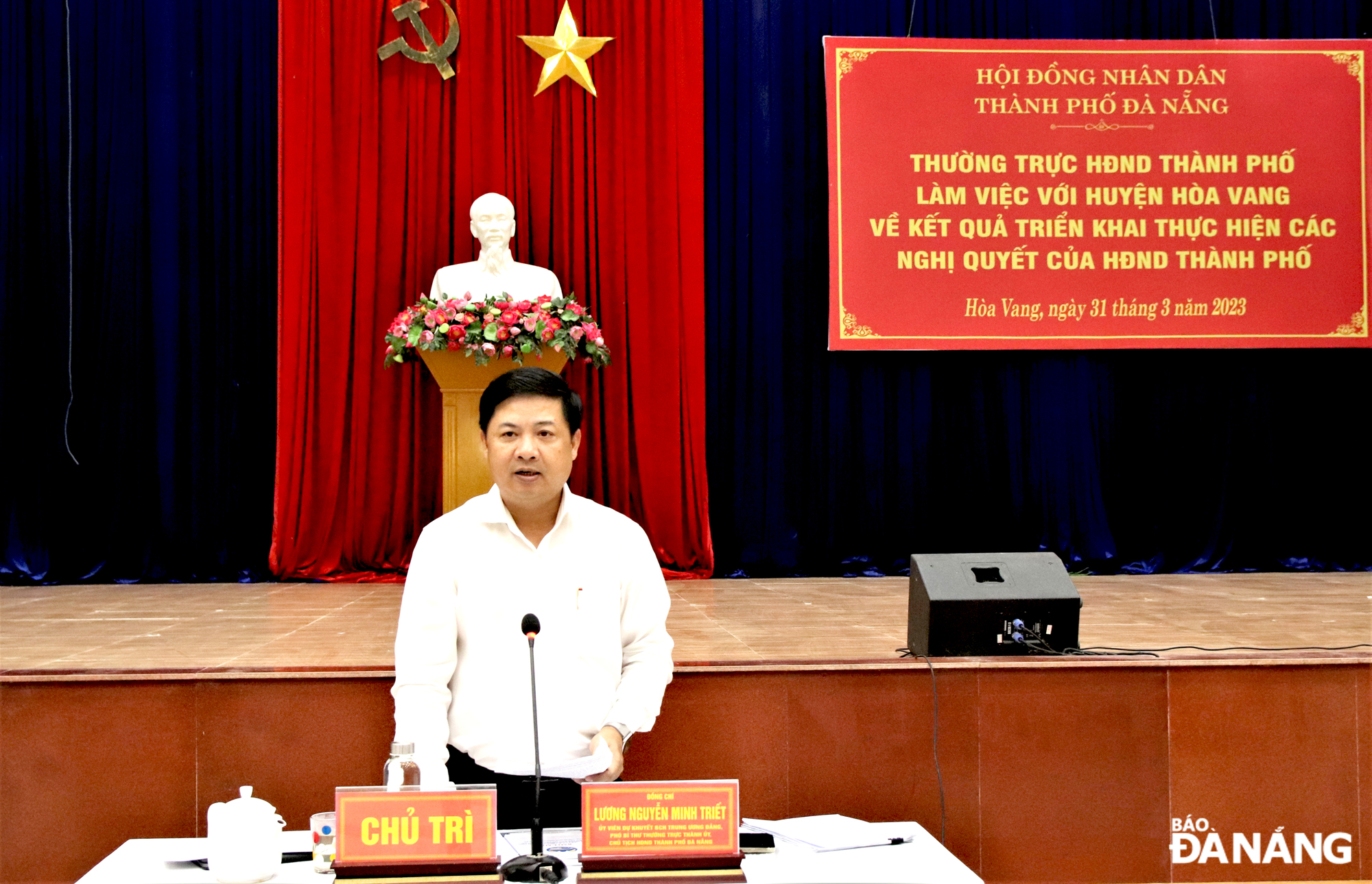 thuong truc hdnd thanh pho lam viec voi hoa vang