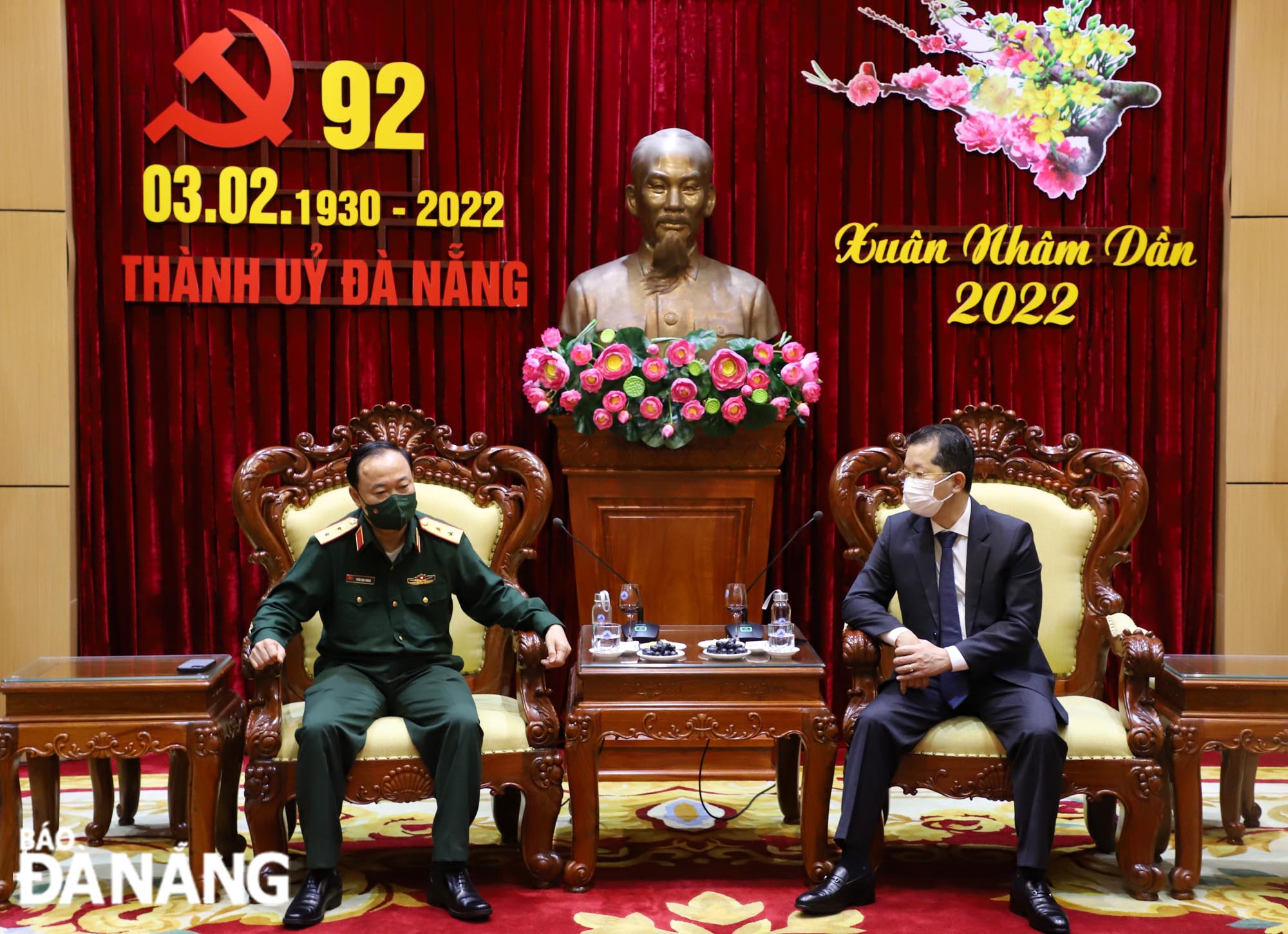 ti e1 ba bfp trung t c6 b0 e1 bb 9bng th c3 a1i c4 90 e1 ba a1i ng e1 bb 8dc th c4 83m 2c ch c3 bac t e1 ba bft