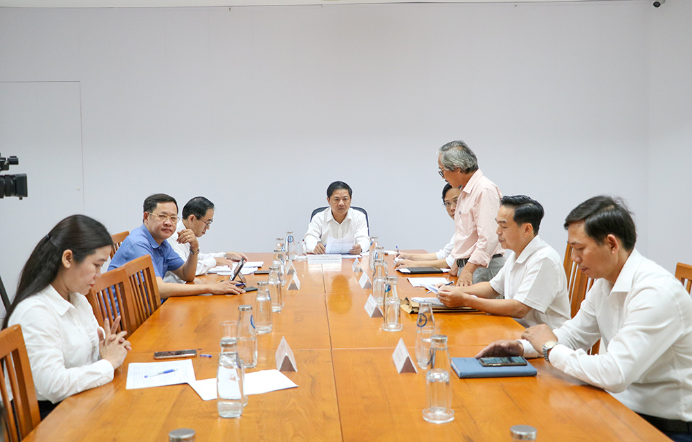tiep cong dan thang 8 nam 2025
