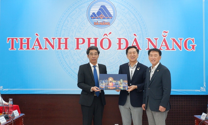 tiep dai bieu quoc hoi han quoc 2
