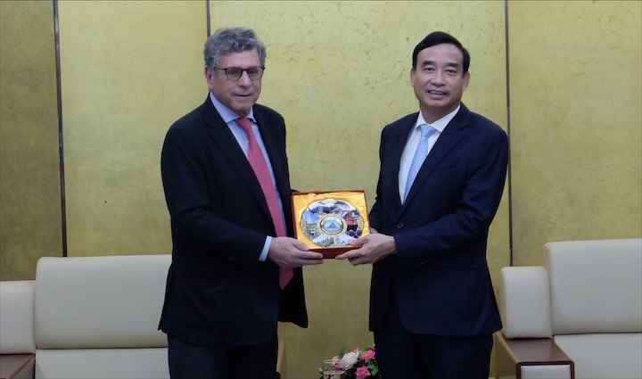 tiep dai su cong hoa lien bang brazil