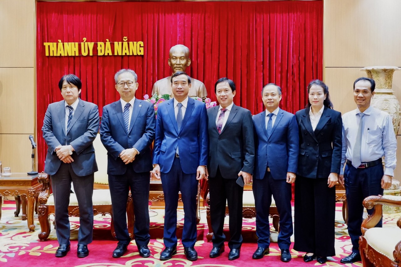 tiep dai su quan nhat ban 1