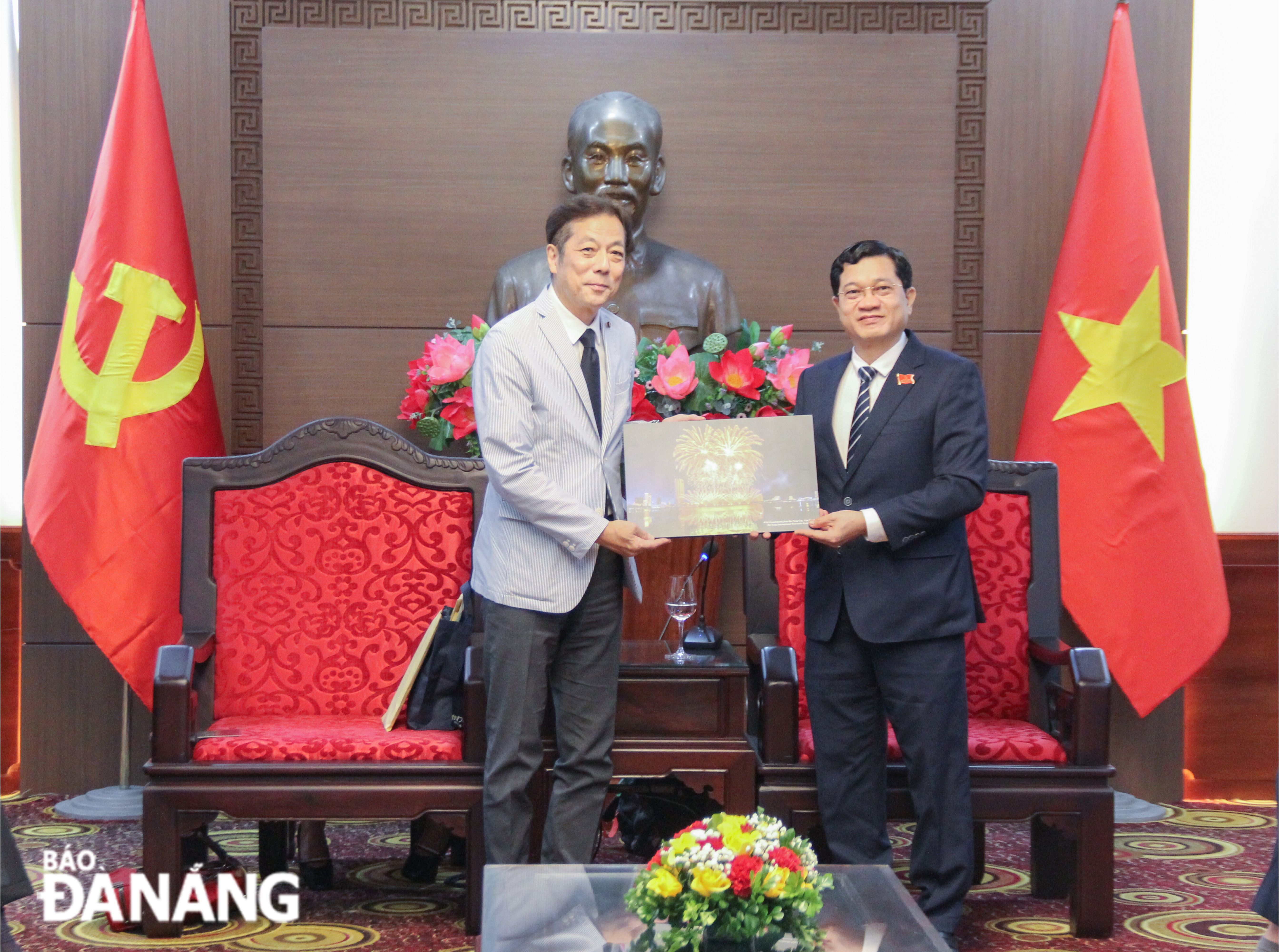 tiep doan hoi dong thanh pho kawasaki