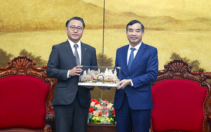 tiep thong doc tinh nagasaki 1