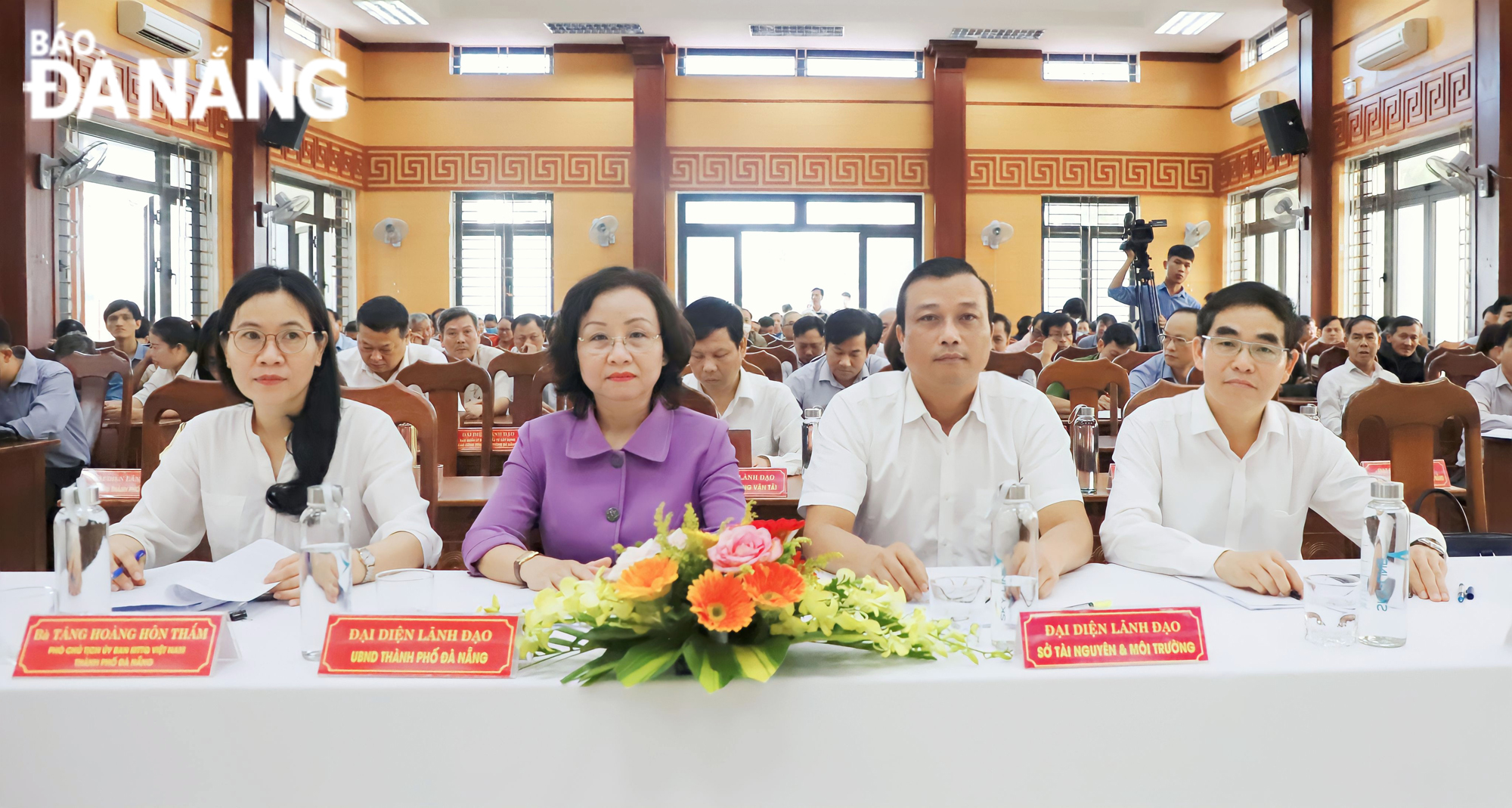tiep xuc cu tri ngay 2211 3