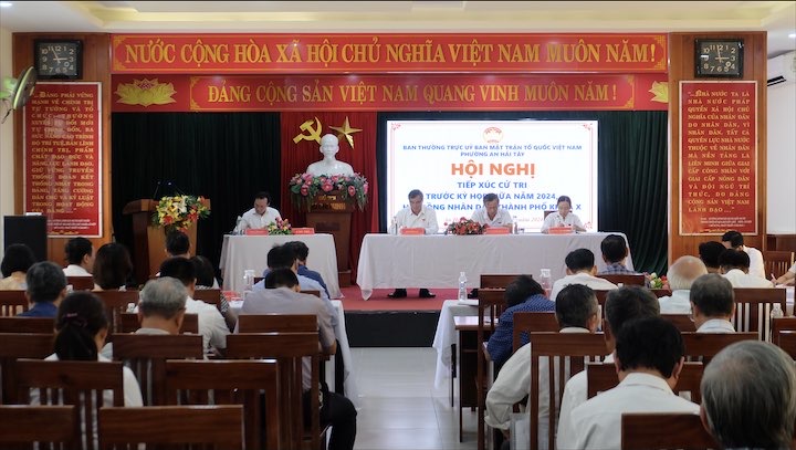 tiep xuc cu tri phuong an hai tay ngay 1206