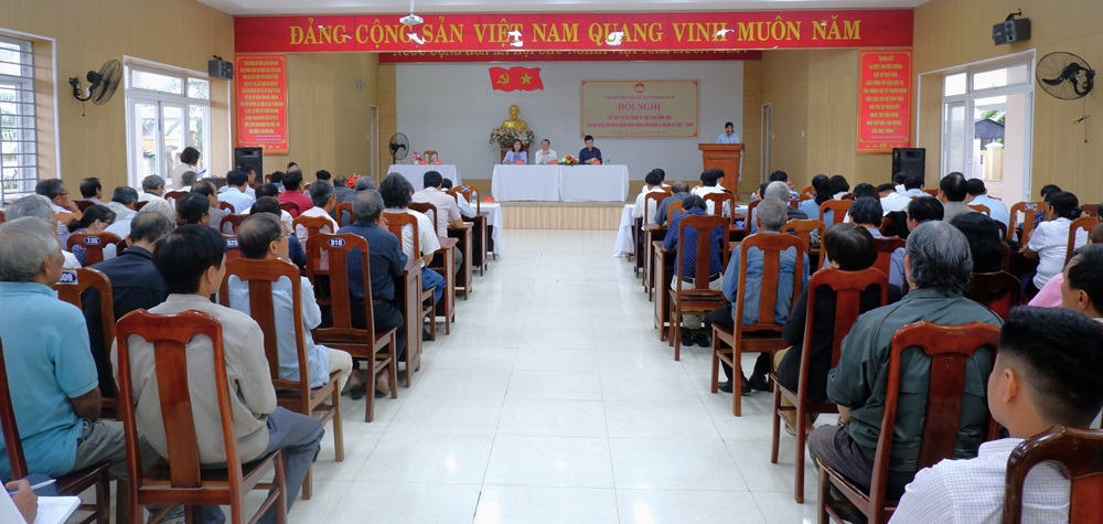 tiep xuc cu tri phuong hoa tho tay 121124