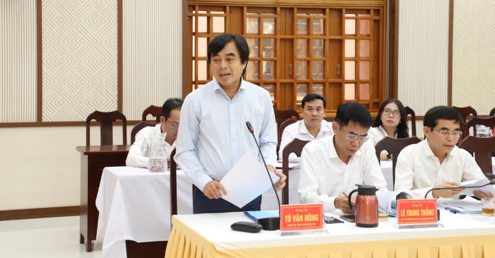 tieu ban van kien lam viec voi huyen uy hoa vang 111124 1