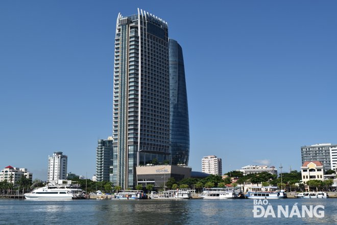 toa nha da nang 2