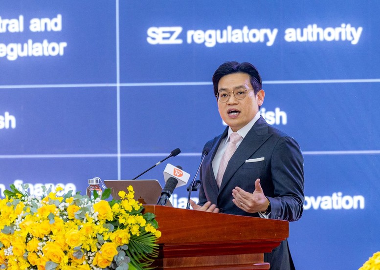 tong giam doc terne holdings