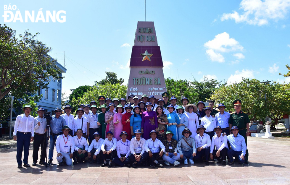 tong ket chuyen tham truong sa 2024 4