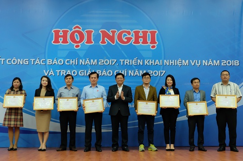 tong ket cong tac bao chi 2017