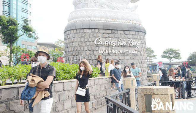 tourists visited love bridge