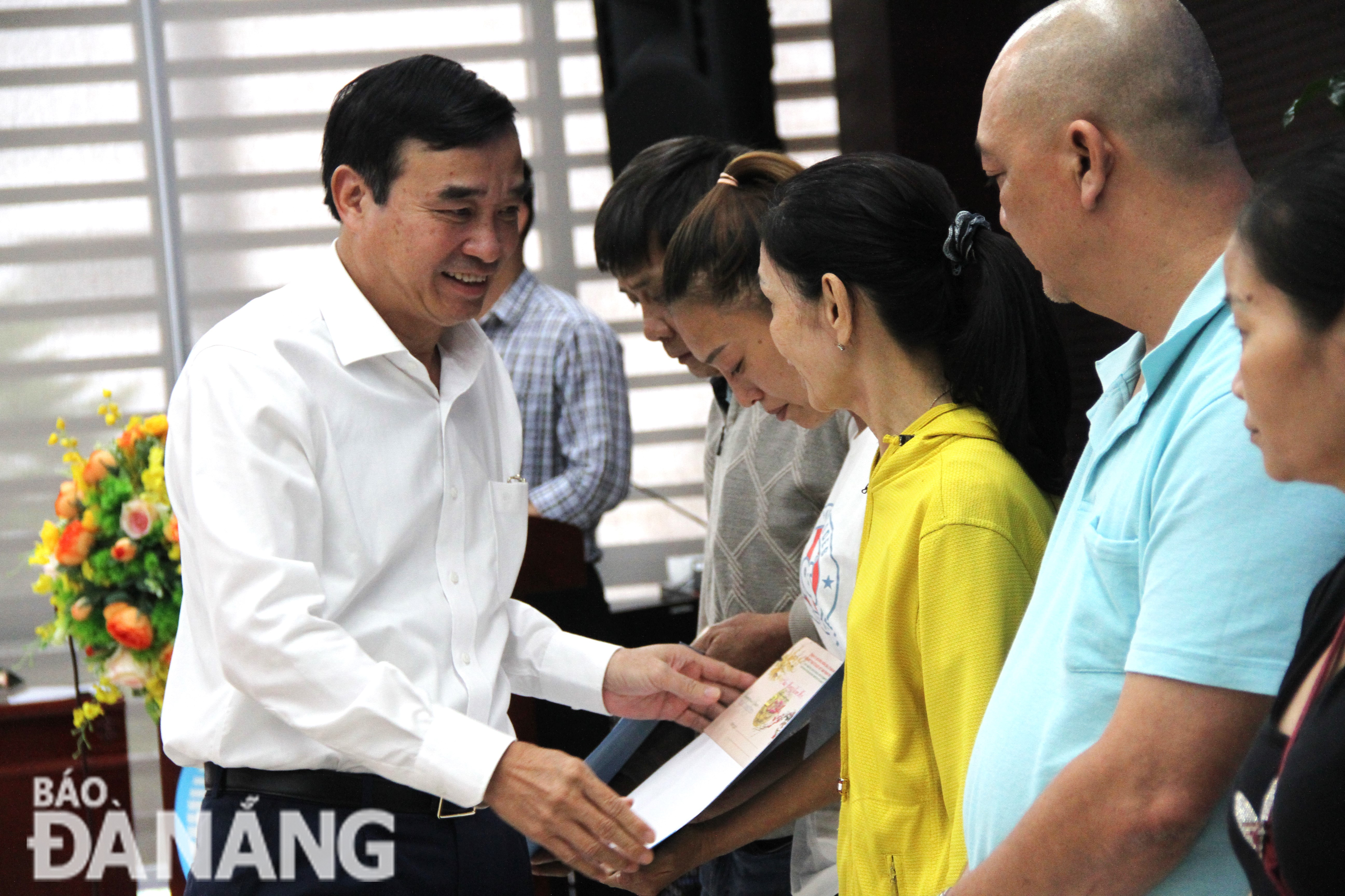 trao 44 quyet dinh chung cu