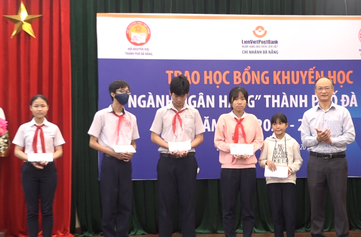 trao 50 h e1 bb 8dc b e1 bb 95ng khuy e1 ba bfn h e1 bb 8dc c4 91 e1 bb 99ng vi c3 aan c c3 a1c h e1 bb 8dc sinh ngh c3 a8o v c6 b0 e1 bb a3t kh c3 b3 h e1 bb 8dc gi e1 bb 8fi